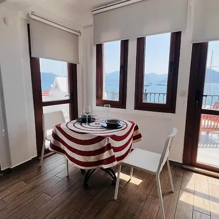 Apartamento Yat Limaninda Muhtwsem Manzarali Dairel Marmaris